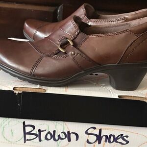Brown Leather Loafers with Strap and Low Heel
